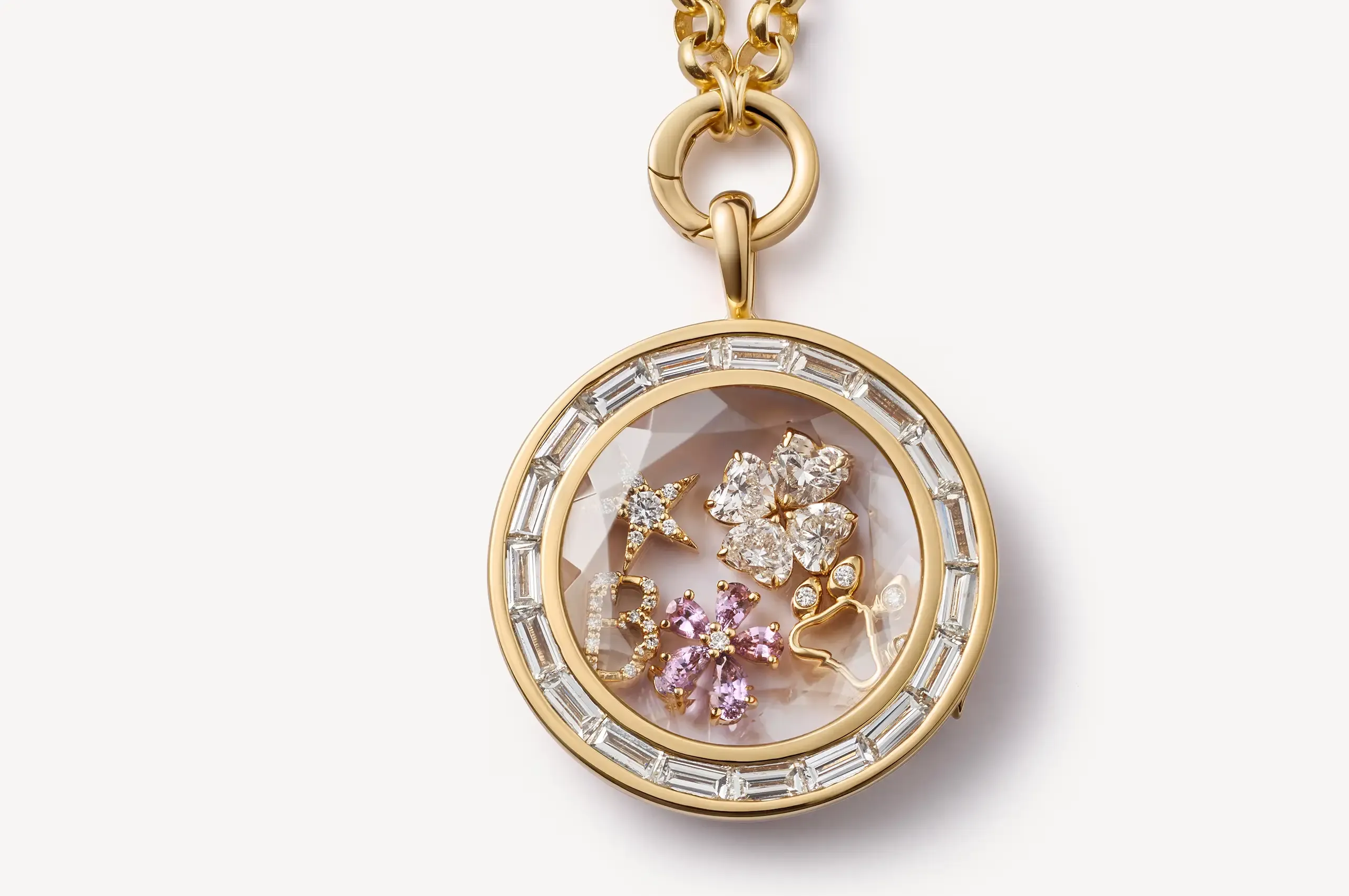 As part of the brand’s next chapter, Loquet is moving exclusively to solid 18k gold across its creations.