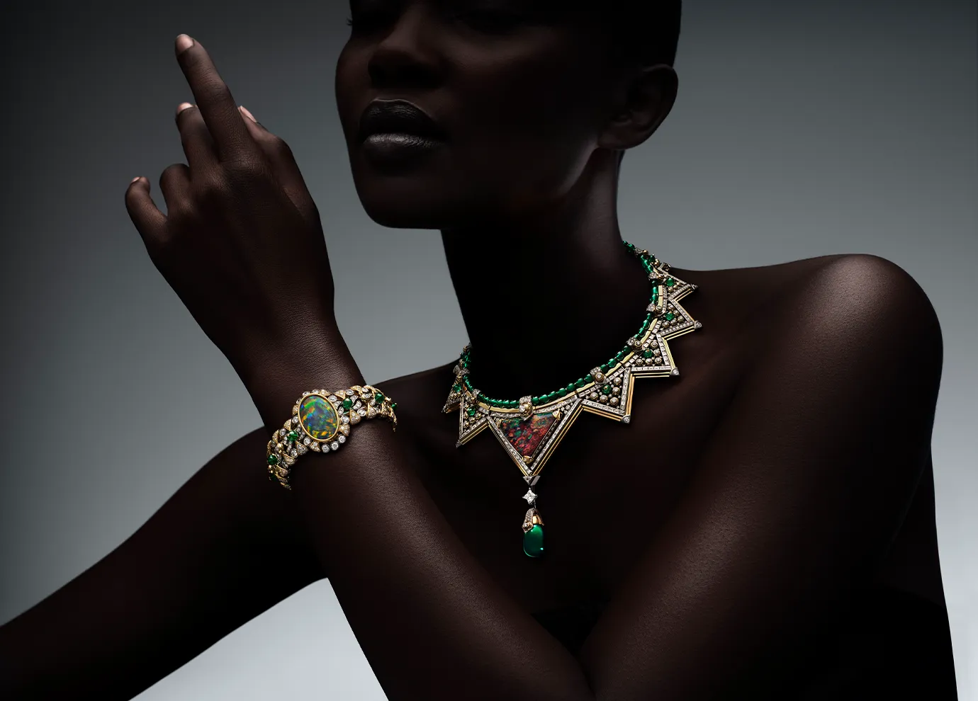 <p>The Savoir necklace and bracelet from Louis Vuitton’s Virtuosity high jewellery collection</p>
