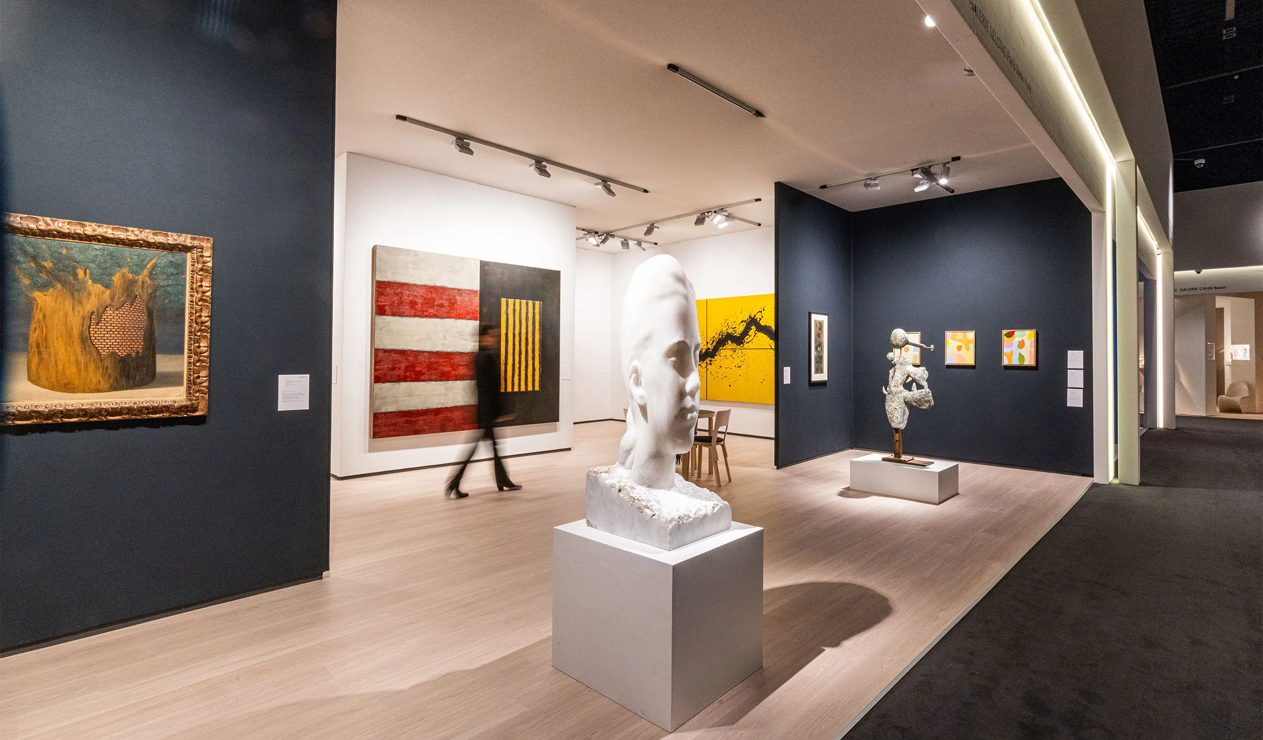 <p>Alongside the traditional areas of Old Master paintings, antiques,and classical antiquities, you can also find modern and contemporary art, photography and 20th century design</p>
