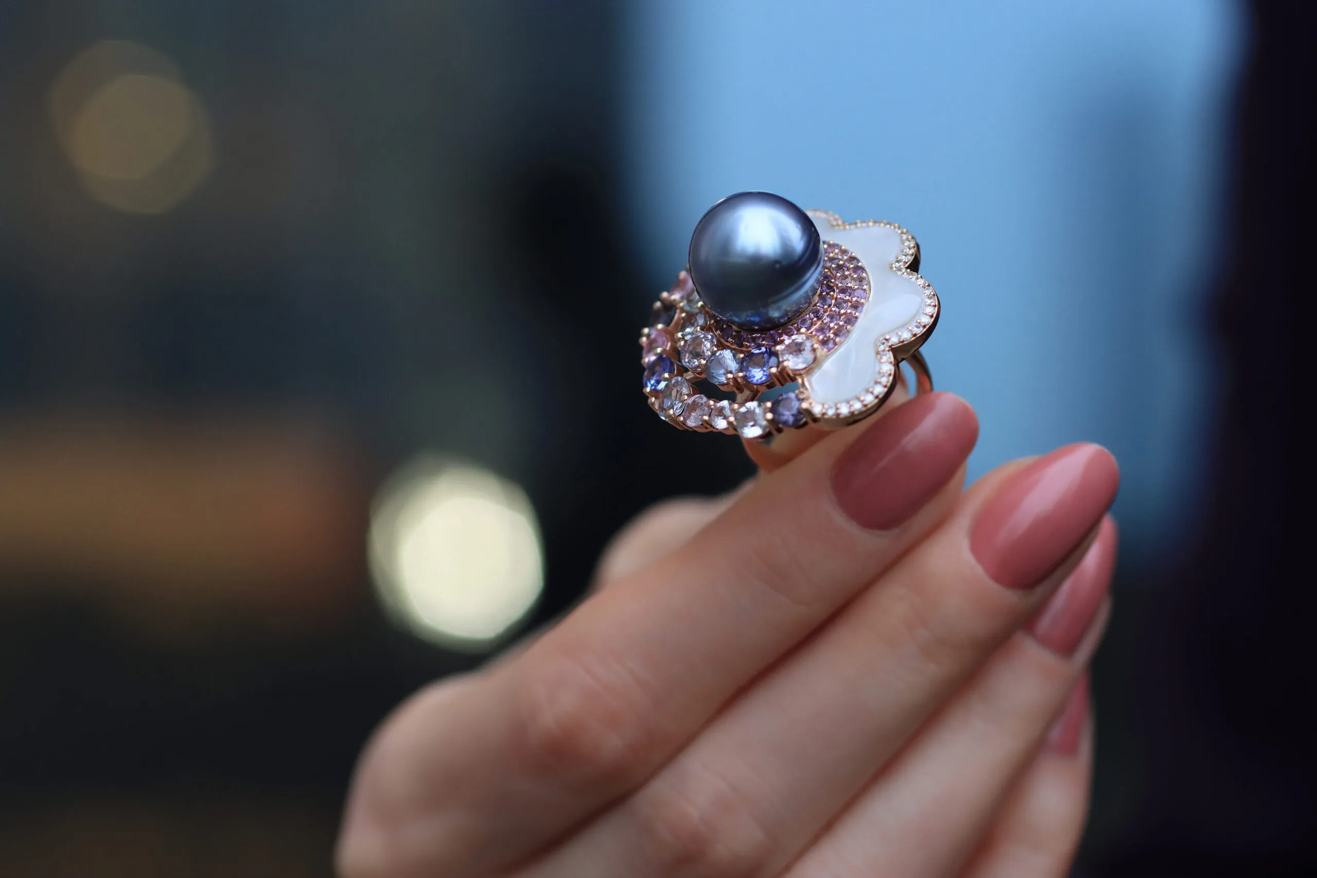 <p>Mariyeh Ghelichkhani Passing Cloud ring with a Tahitian pearl, mother of pearl, diamonds and pastel-coloured sapphires set in 18k yellow gold </p>
