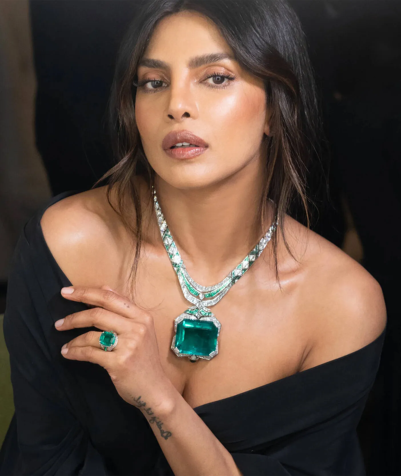 <p>Priyanka Chopra Jonas made one of the year’s most emphatic red-carpet statements at the 2025 Met Gala, wearing Bulgari’s Magnus Emerald necklace</p>
