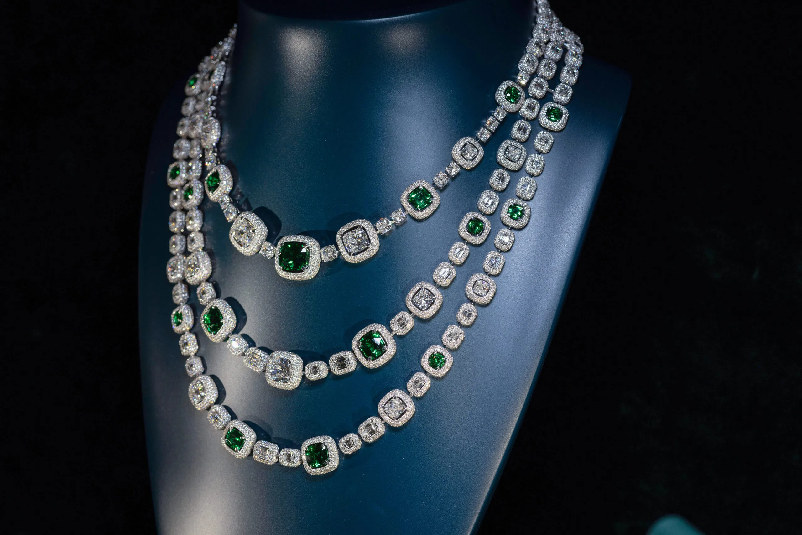 <p>Messika Mille Feux necklace with tsavorite garnets and white diamonds in 18k white gold from the Terres d’Instinct High Jewellery collection</p>