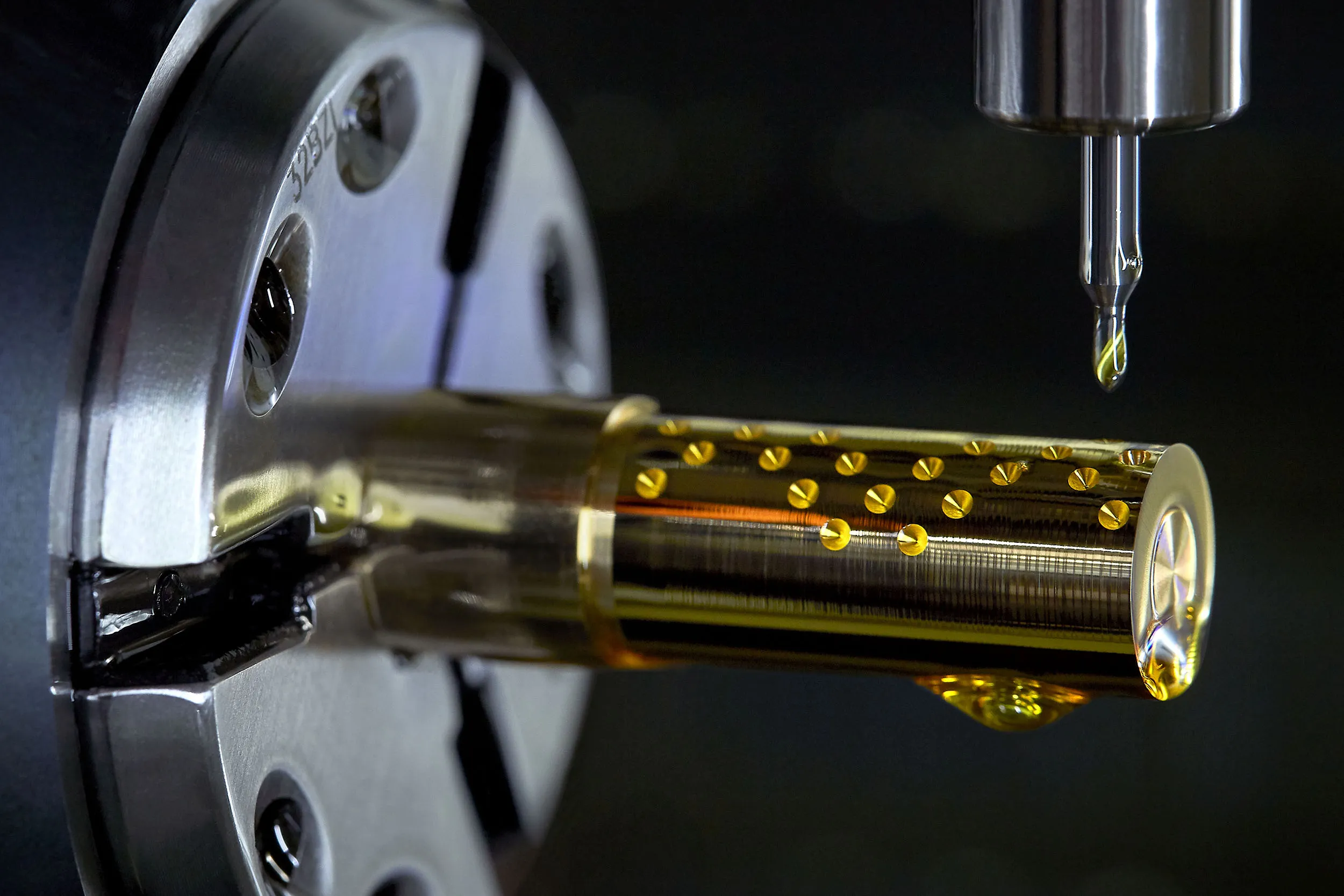 <p>Crafting the surface of the Nouvel Héritage Latch XL High Jewellery necklace to allow for more than 2,752 diamonds to be set, weighing a combined 29.43 carats </p>