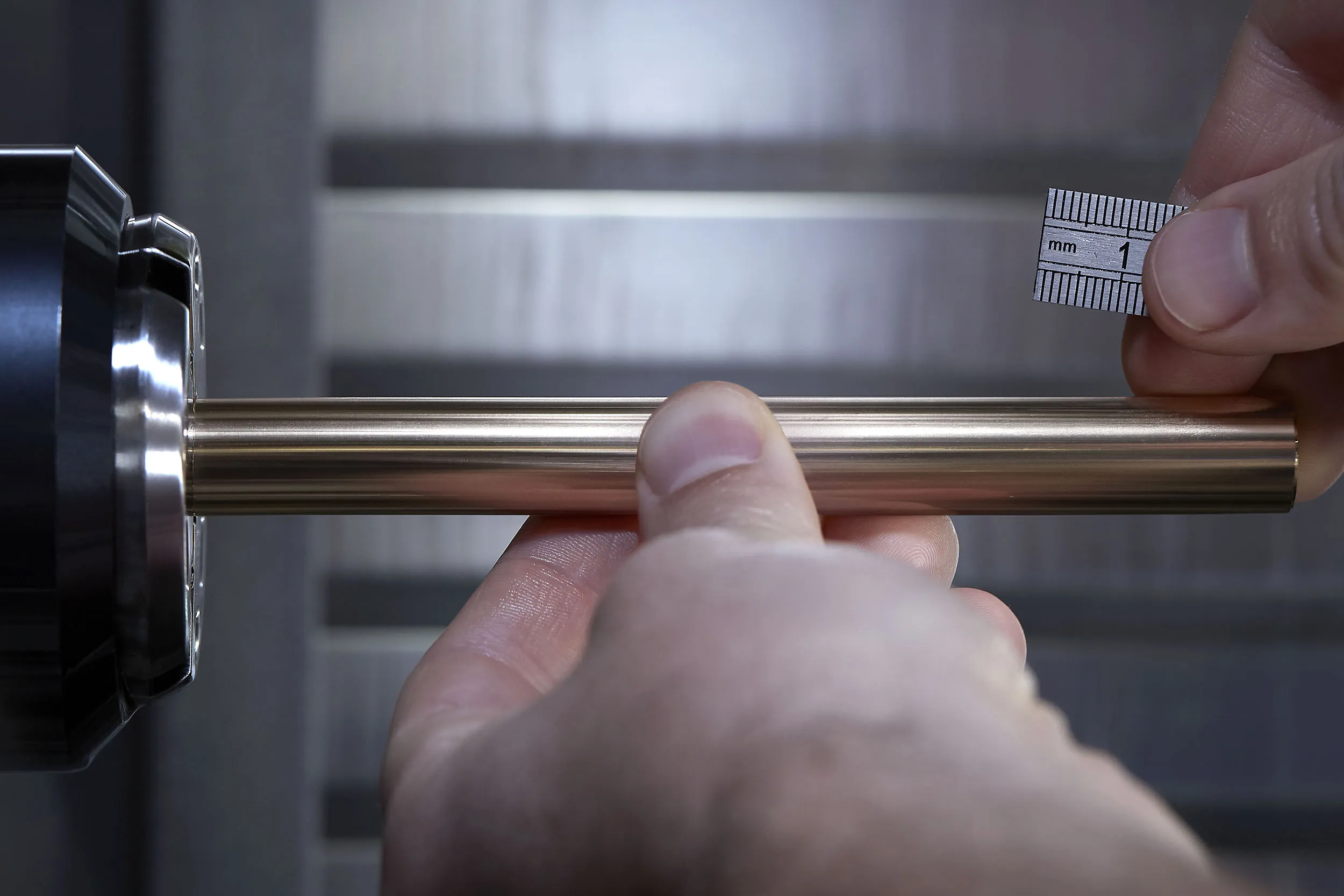 <p>The technology involved in the production of the Nouvel Héritage Latch XL High Jewellery necklace required the skilled hands of both jewellers and engineers</p>