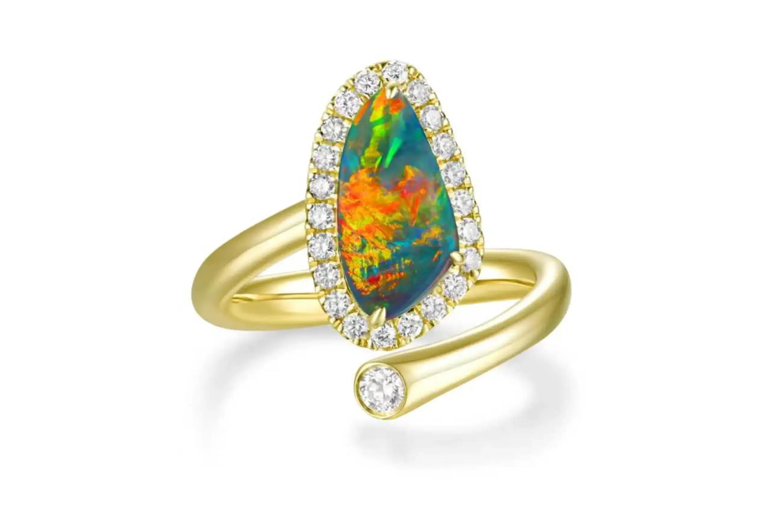 Olivia Chan Fiery Black Opal ring with a 1.50 carat Australian black opal surrounded by brilliant-cut diamonds in 18k yellow gold 