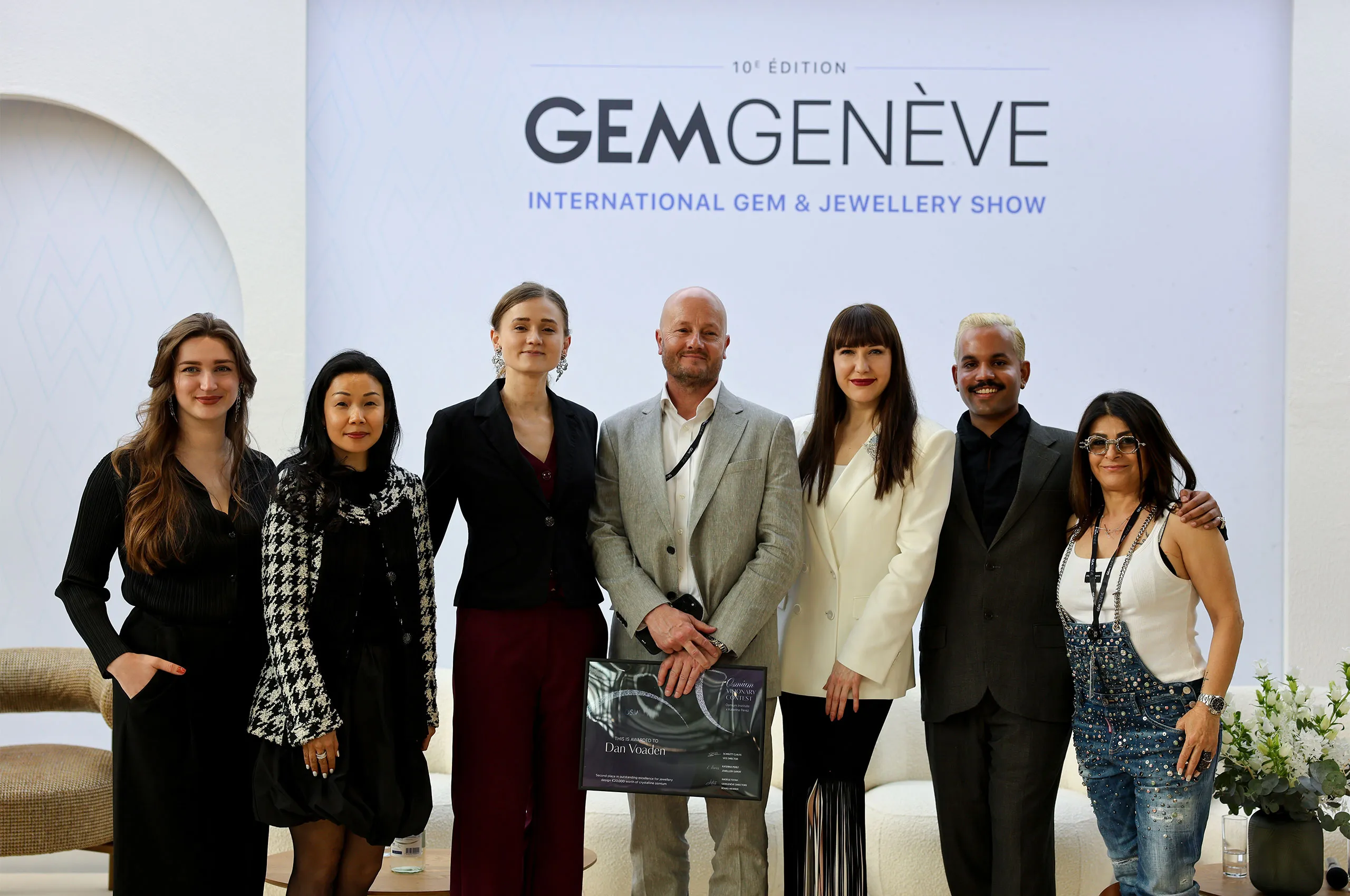 <p>Katerina with Dan Voaden (centre), who was awarded 2nd place in the Osmium Visionary Contest</p>