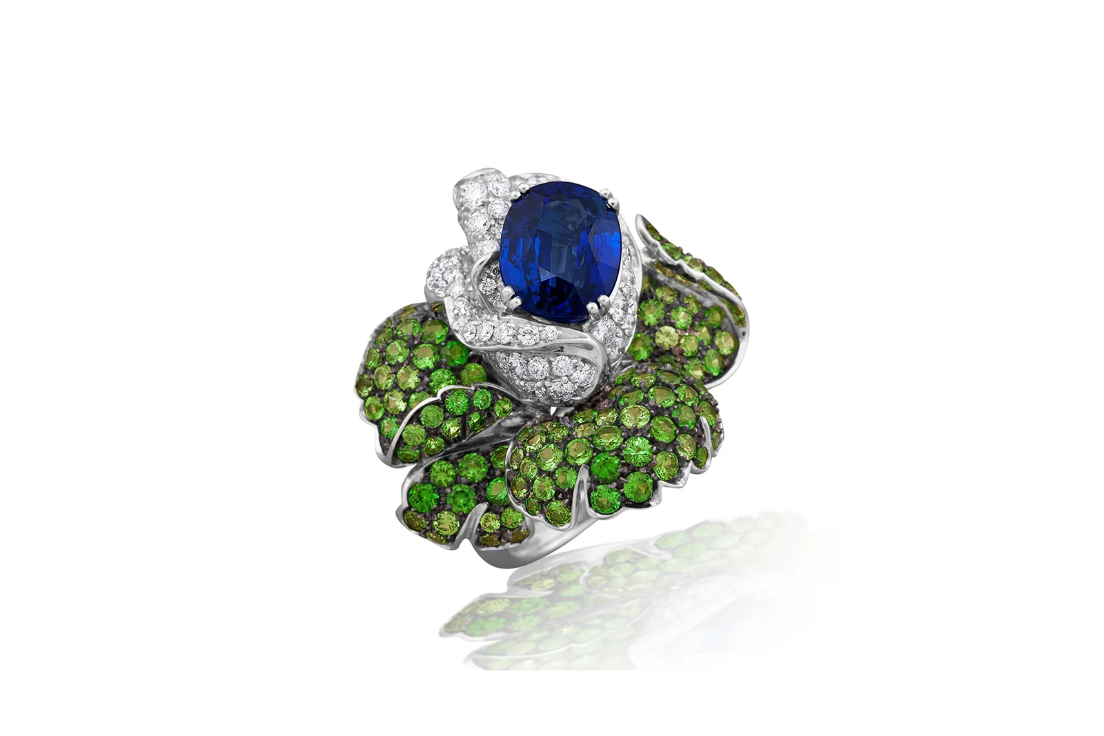 <p>Picchiotti Fine Jewellery Rose ring with an oval-shaped Sri Lankan sapphire of 5.03 carats, 2.79 carats of tsavorites and 1.22 carats of diamonds set in 18k white gold </p>
