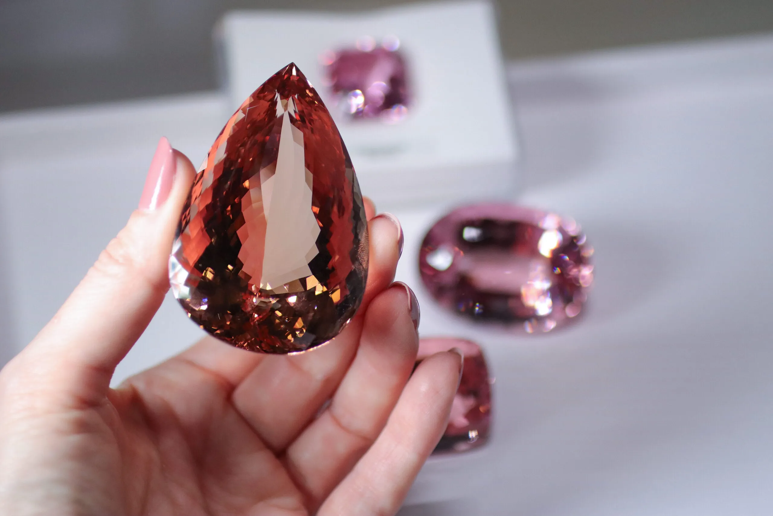 <p>Completing the trio, RMC Gems’ 302.92ct pear-shaped morganite</p>
