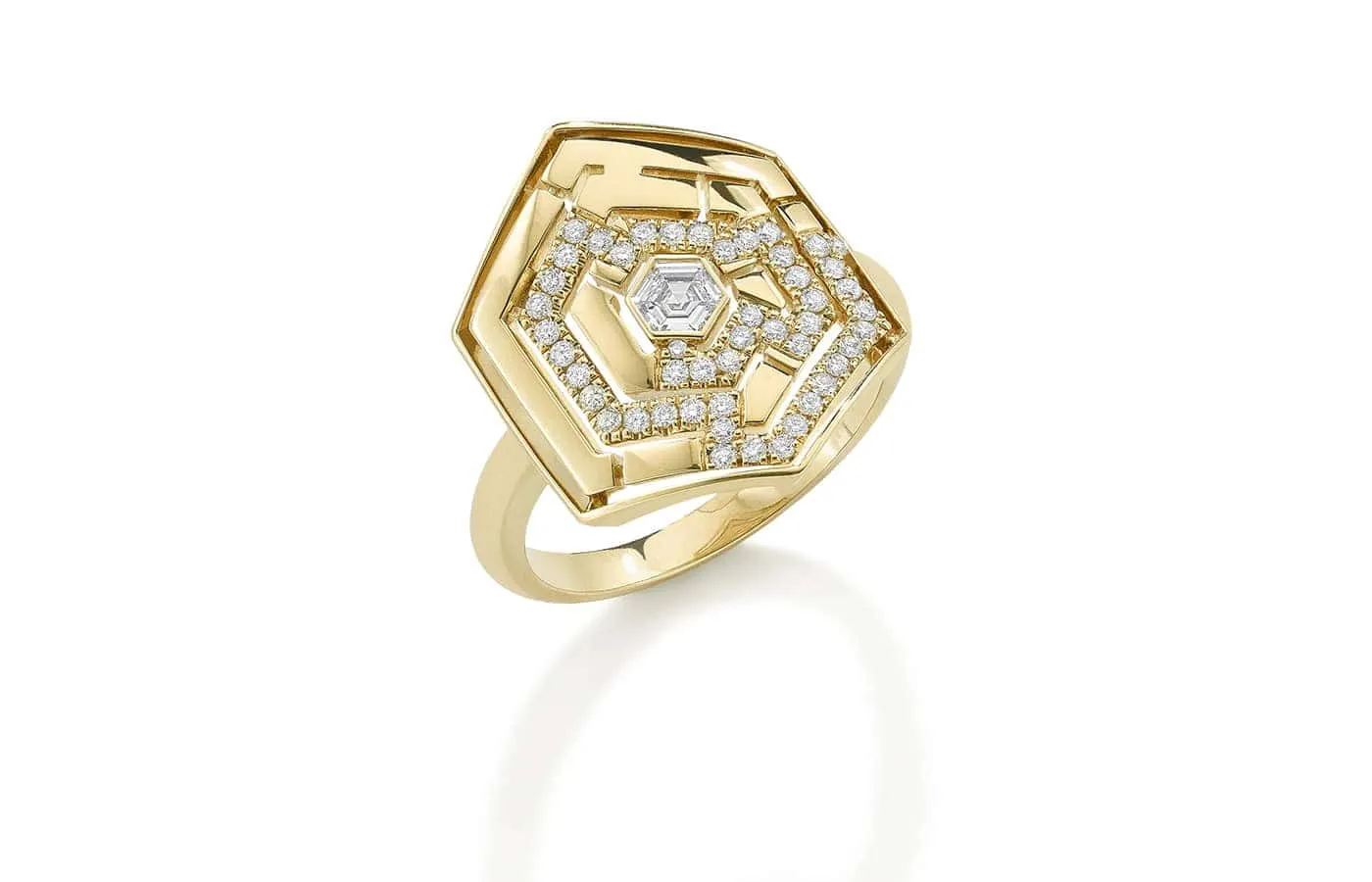 <p>Robinson Pelham Hexagon Labyrinth ring with a diamonds maze and hexagonal diamond centre stone (0.61ct) in 14k yellow gold</p>