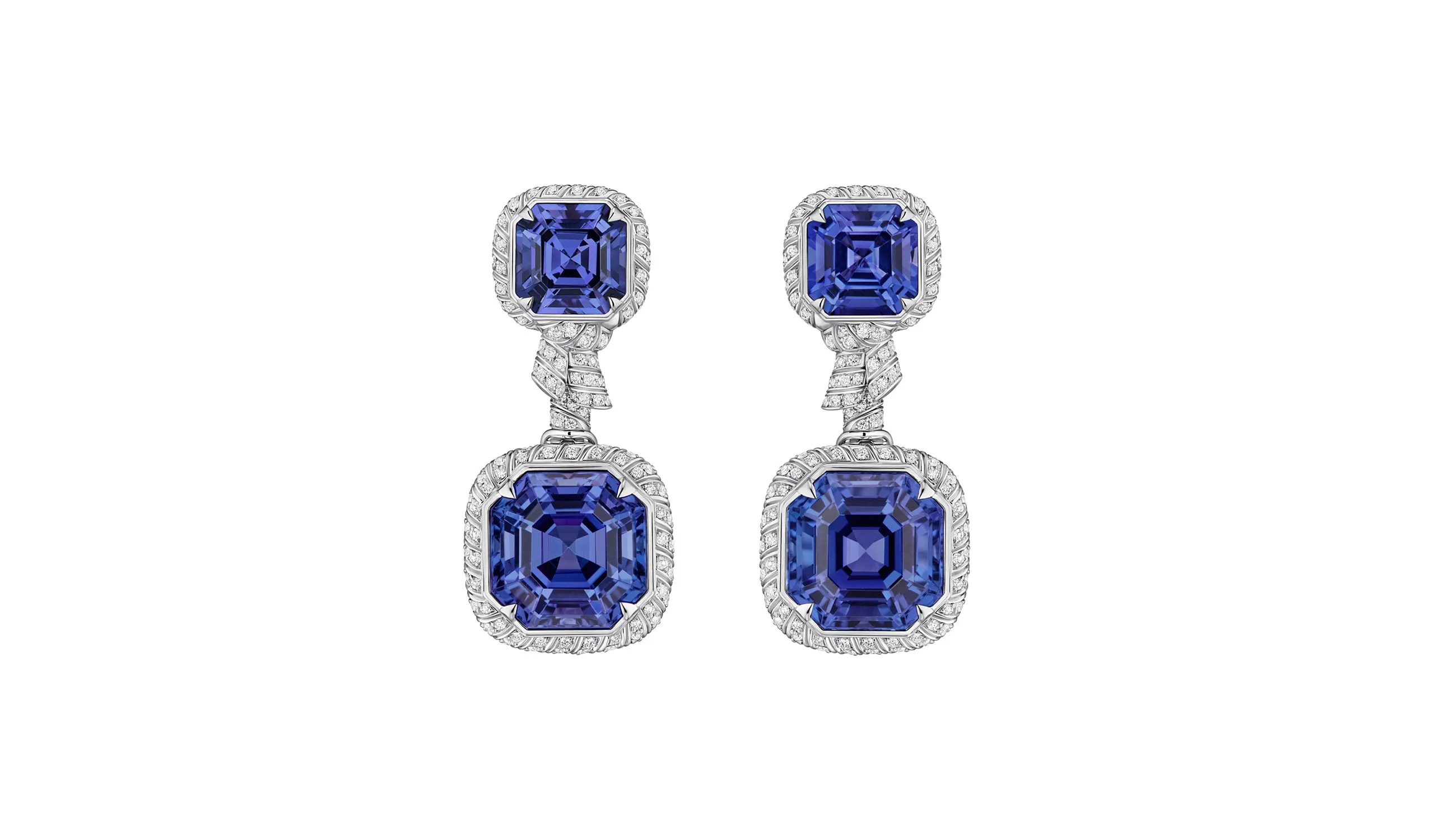 <p>Sirius tanzanite and diamond high jewellery earrings</p>

