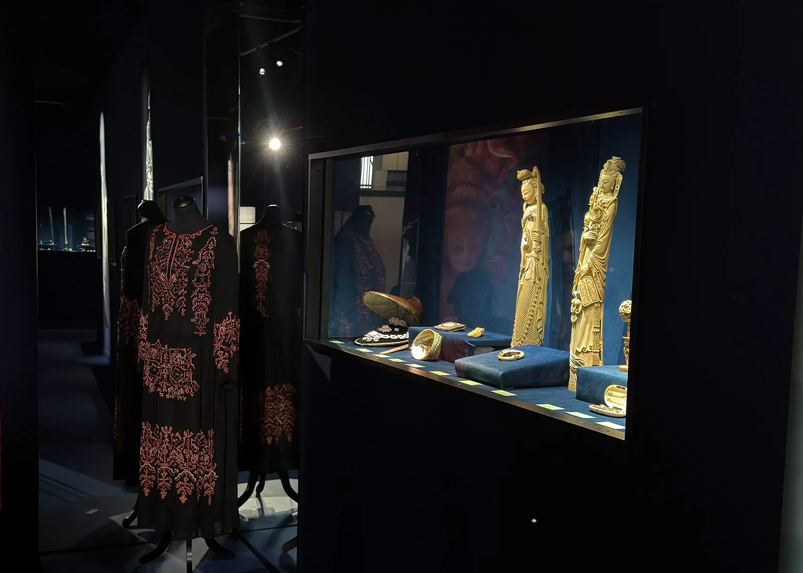 <p>This was highlighted through cameos, nephrite vases, Art Deco nécessaires and more precious items</p>