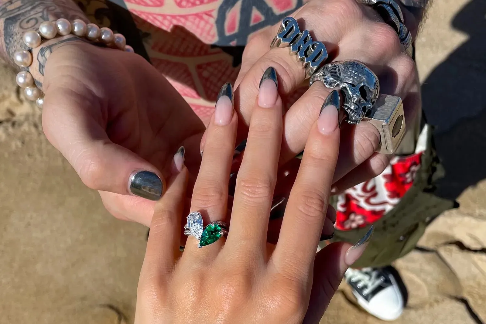 <p>Stephen Webster emerald and diamond Toi & Moi engagement ring given to Megan Fox by Machine Gun Kelly</p>