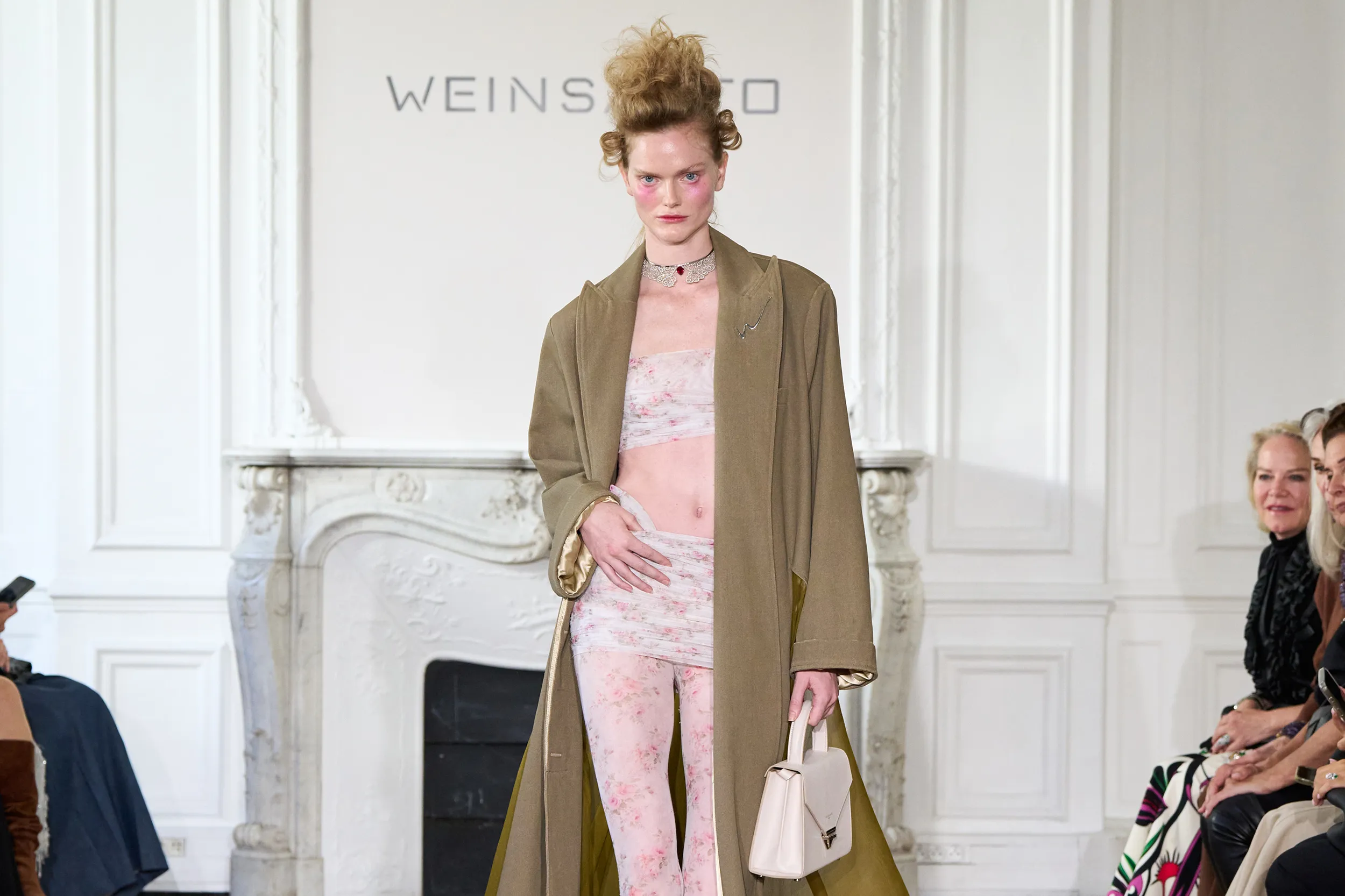 <p>A second Van Der Bauwede Lace & Diamond high jewellery choker, also set with a pear shape ruby</p>