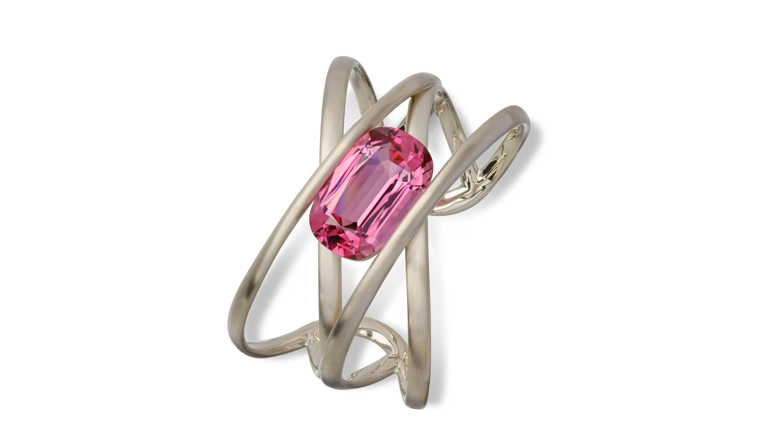 <p>Hemmerle rubellite bangle in 18K white gold</p>

