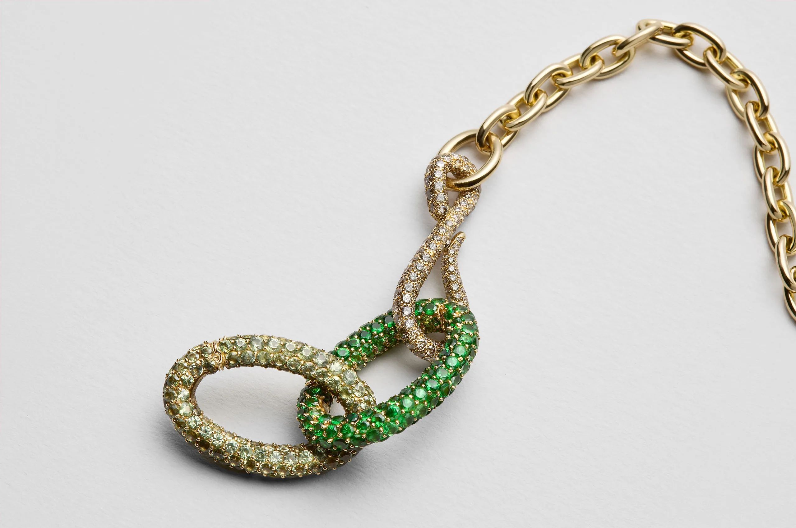 VESCOVI’s sculptural hook fastening allows the jewels to be lengthened, shortened and reconfigured with ease