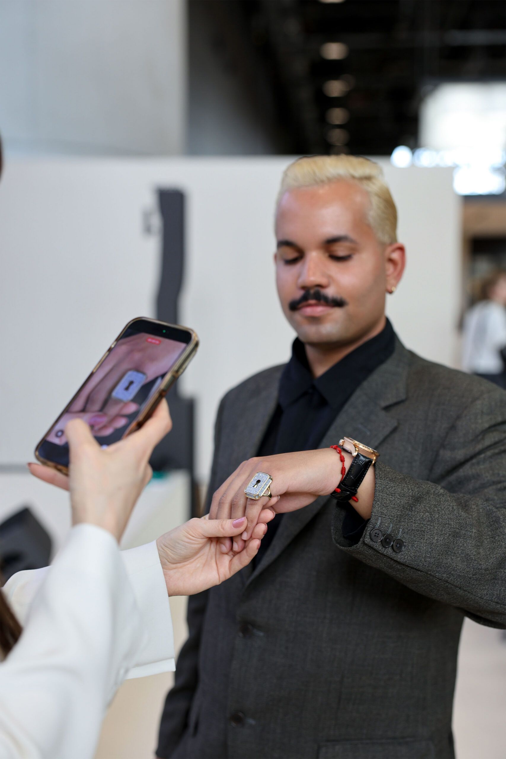 Featuring an octagonal osmium lock, Pasquale Rossi’s 'The Gaze of the Digital Age' ring design took home third place in 2025