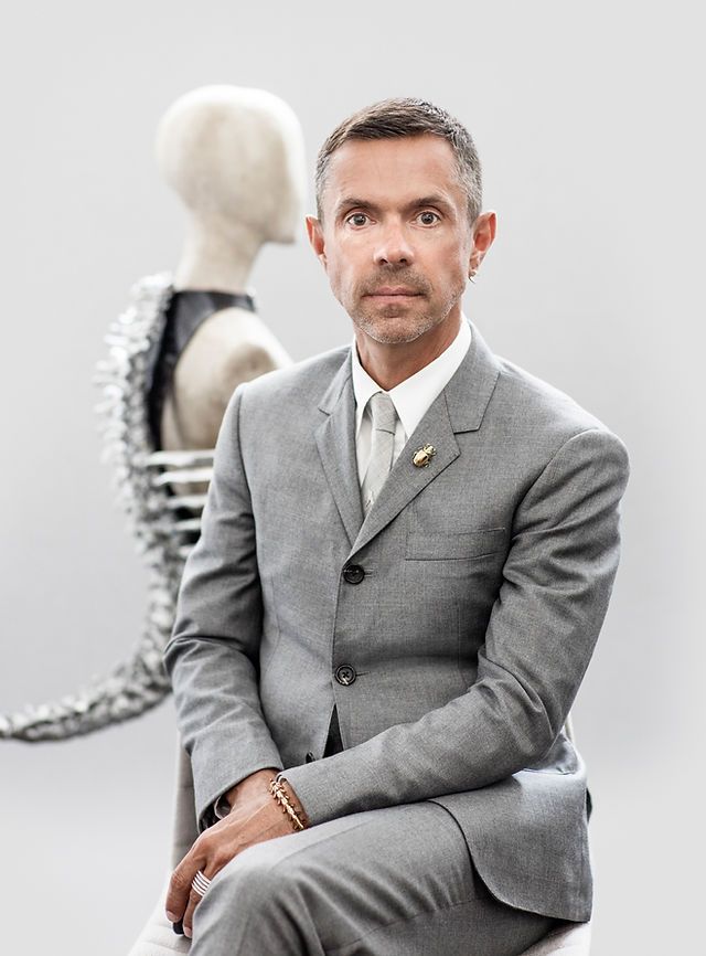 Shaun Leane begins a new chapter with 12, an independent venture dedicated to bespoke high jewellery and sculpture.