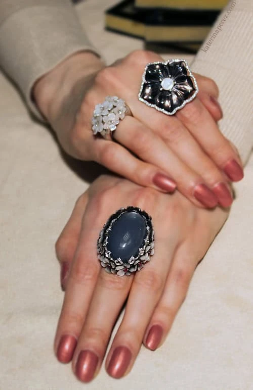 <p>Inbar Jewellery flower rings</p>