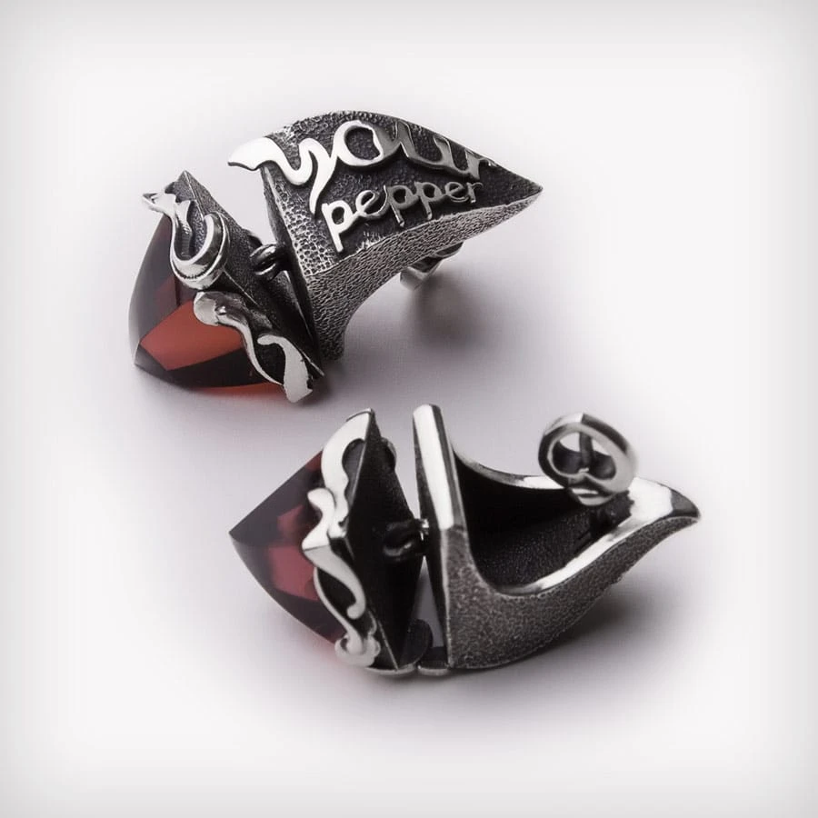 <p>Eva Naumova Jewellery</p>
