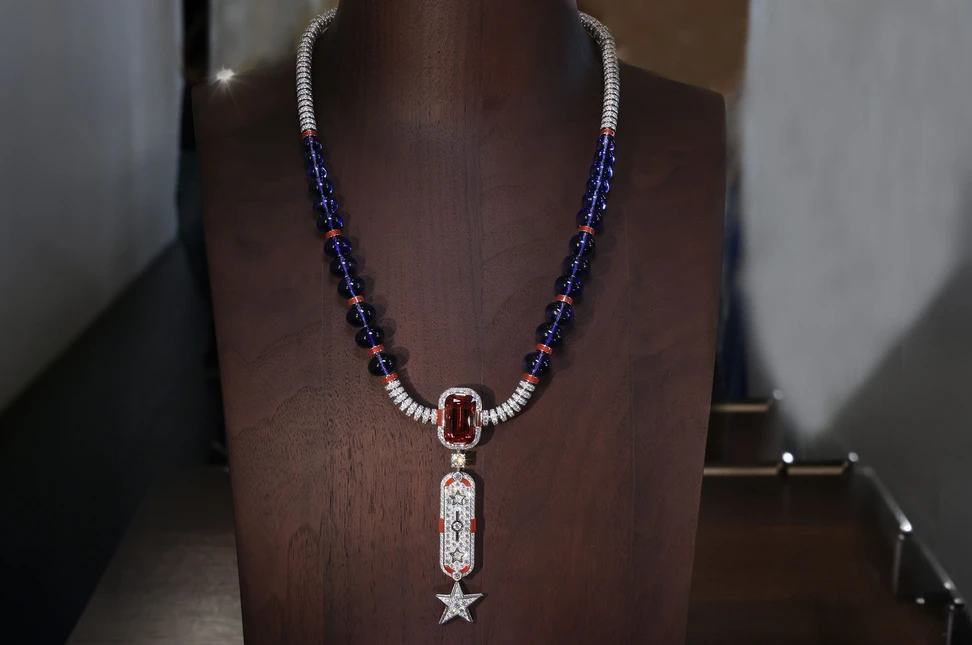Chanel Symbole étoile necklace and earrings in white gold, set with diamonds, tanzanite beads, imperial topaz, spessartite garnets and carnelian