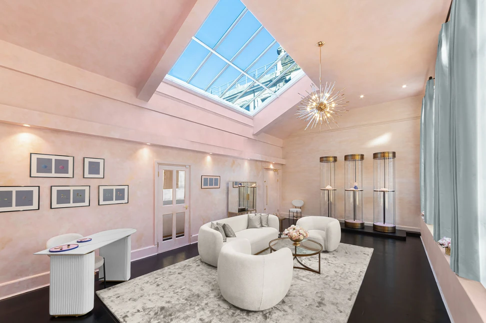Lily Gabriella’s Burlington Arcade showroom, an intimate setting for viewing the jeweller’s creations and developing bespoke commissions.