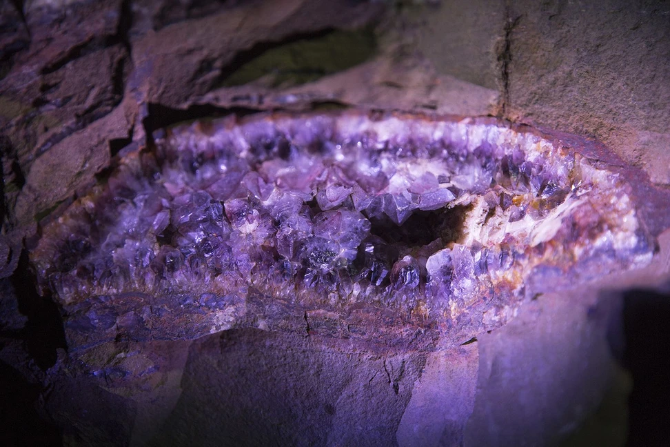 <p>Amethyst at the Steinkaulenberg gemstone mine in Idar-Oberstein</p>