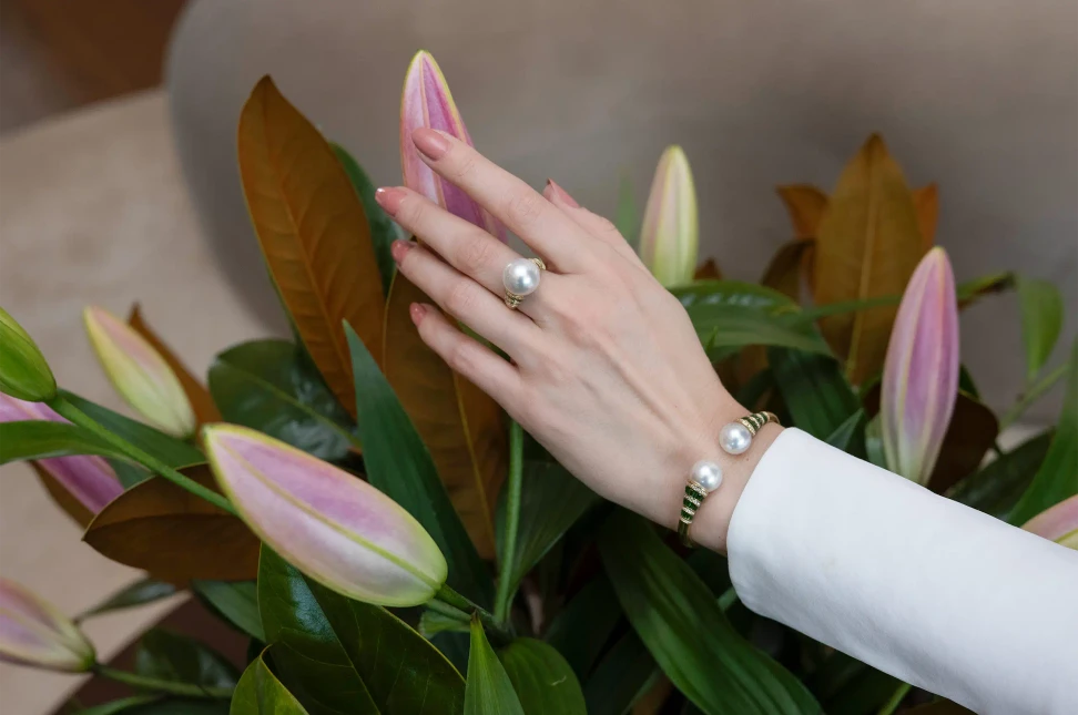 AUTORE’s South Sea pearl ring and bracelet reveal how the beauty of these remarkable gems translates into fine jewellery