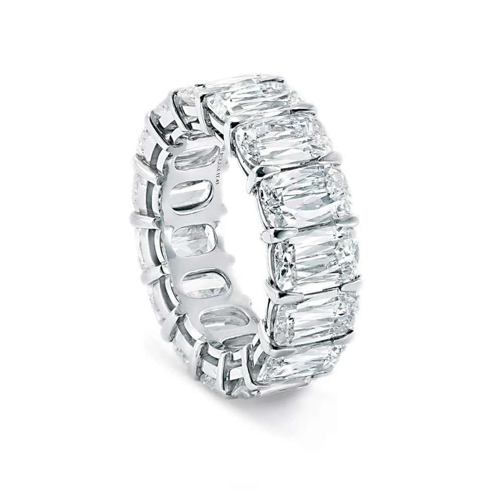 <p>Boodles Ashoka Classic Full Hoop Platinum Eternity Ring</p>