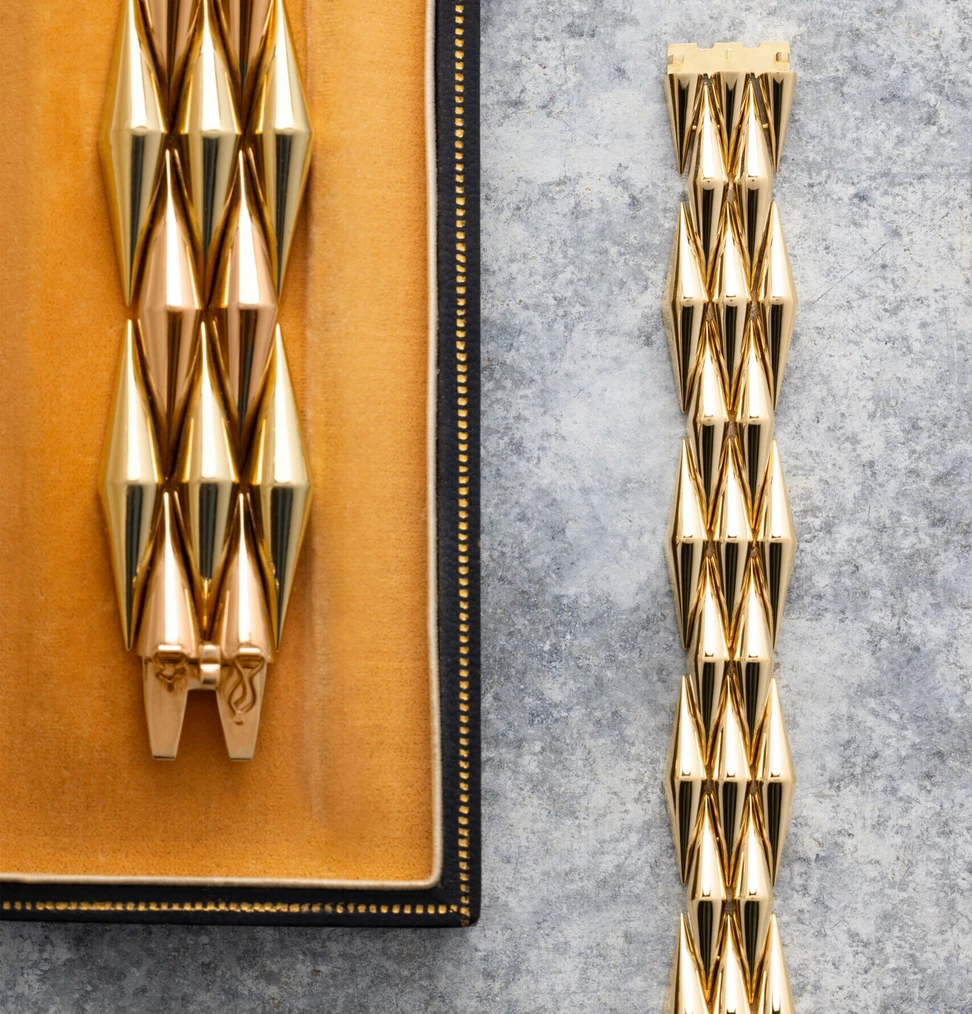 <p>Viewed from above, the Bvlgari Eternal – Vimini jewels appear almost mechanical in their rhythmic modularity</p>
