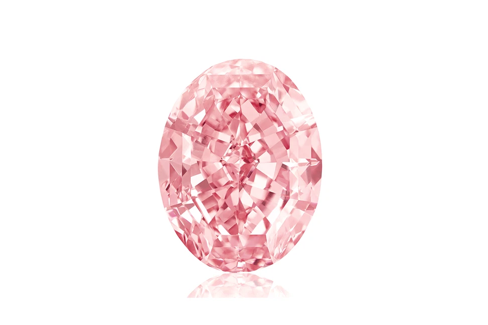 <p>«CTF Pink» – 59.60-carat oval mixed-cut diamond</p>