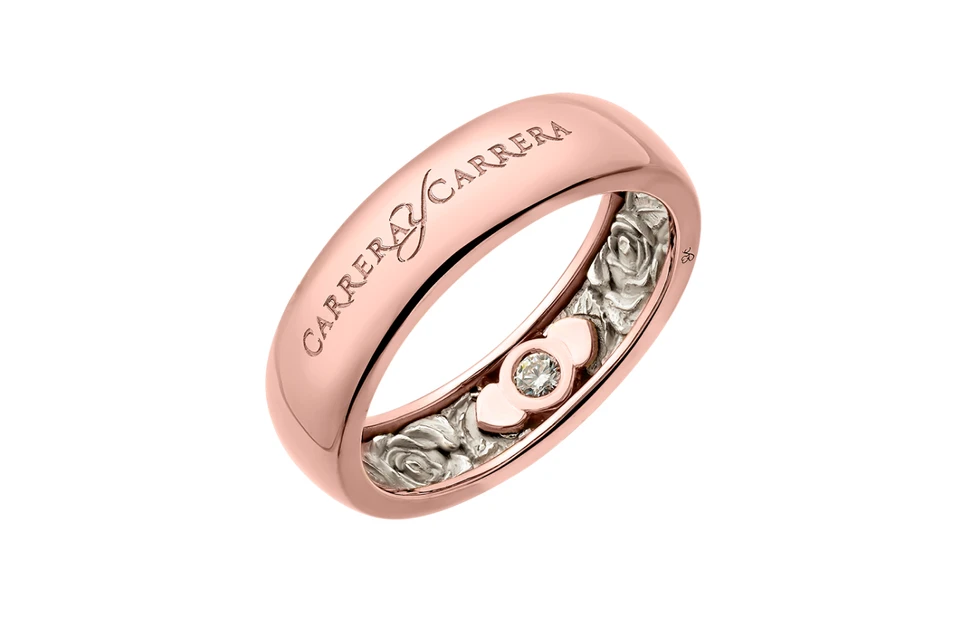<p>Carrera Y Carrera Beauty Inside ring in white gold, rose gold and diamond from the Infinito collection</p>