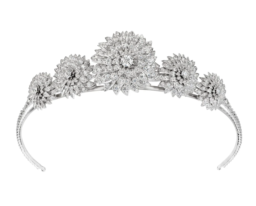 <p>The Dahlia high jewellery tiara is adorned with five detachable diamond rosettes</p>