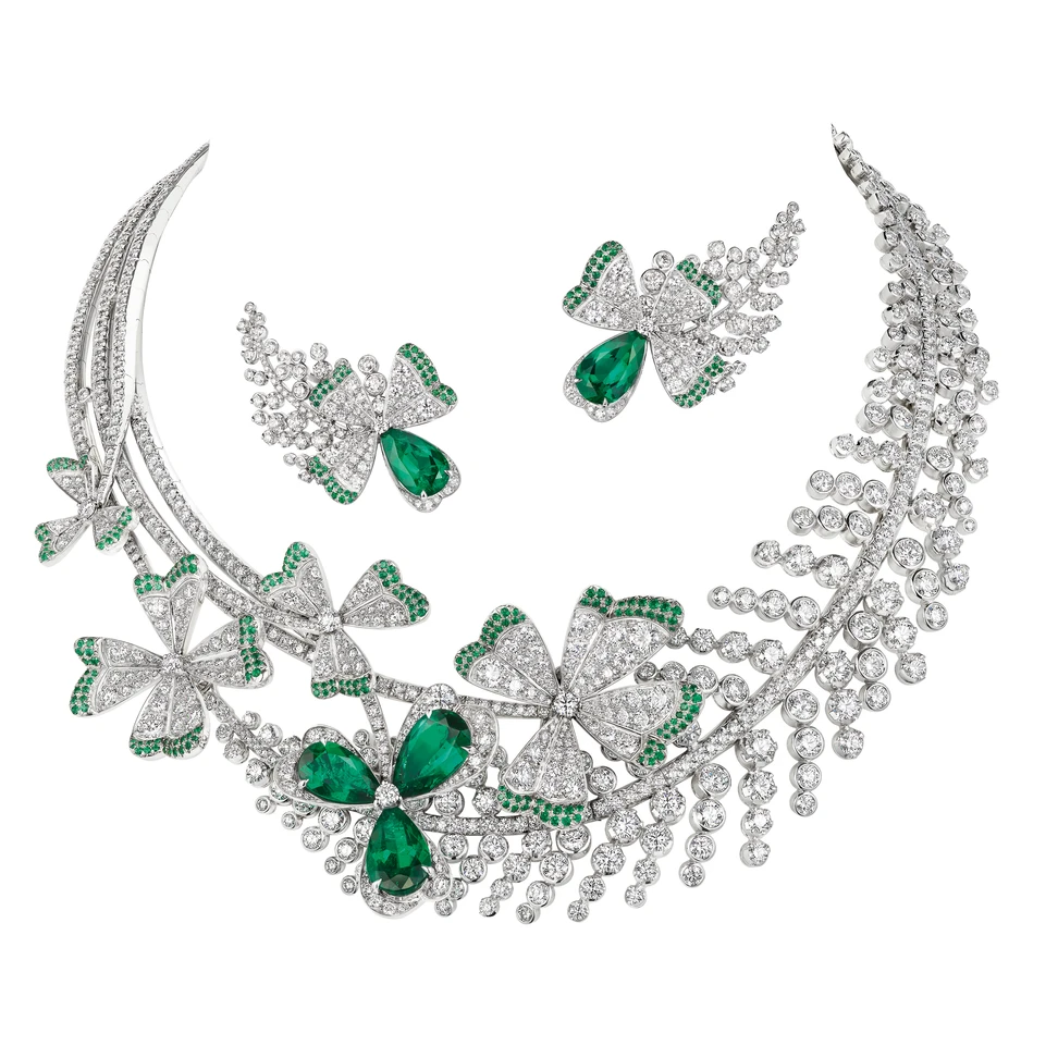 <p>The Clover and Fern emerald and diamond high jewellery necklace and earrings reflect the naturalism embedded in Chaumet’s history</p>