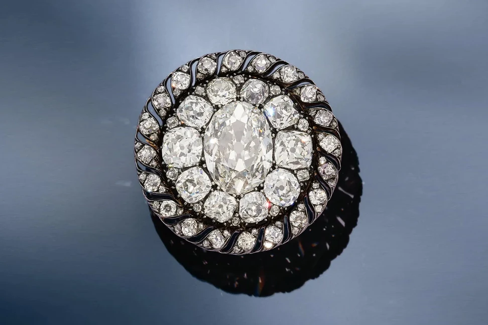 <p>Napoleon’s diamond brooch fetched $4.4 million at Sotheby’s Royal &amp; Noble Jewels sale, more than 15 times its high estimate</p>
