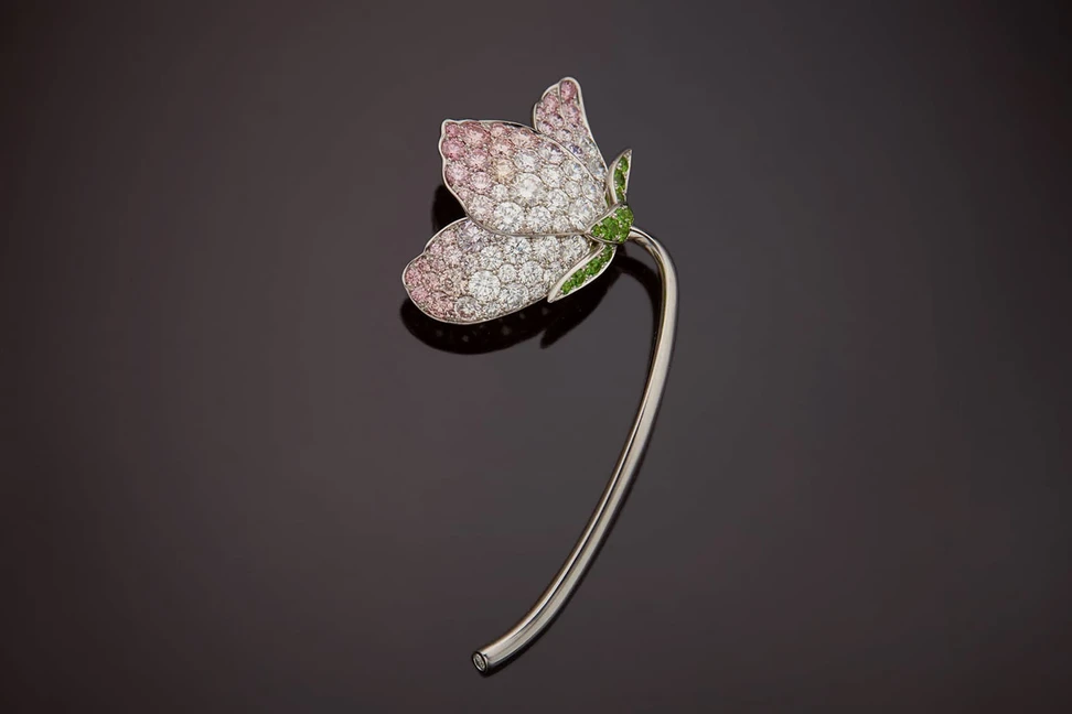 <p>Gimel ‘Violet’ Brooch with diamond, coloured diamond and demantoid garnet</p>