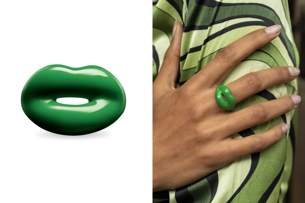 <p>Green Hotlips ring created in hand painted enamel and 100% recycled sterling silver by Solange Azagury-Partridge</p>