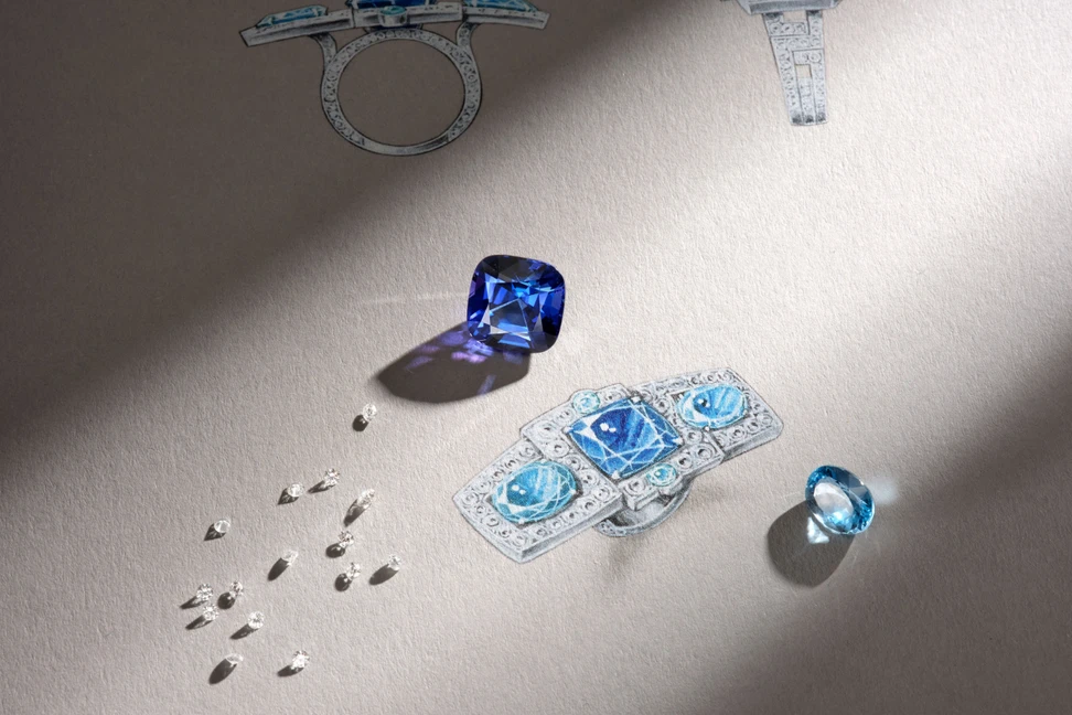 <p>Gucci Labirinti ring with a 9.90 &#8211; carat tanzanite, Paraiba tourmaline, aquamarine and diamonds in white gold</p>
