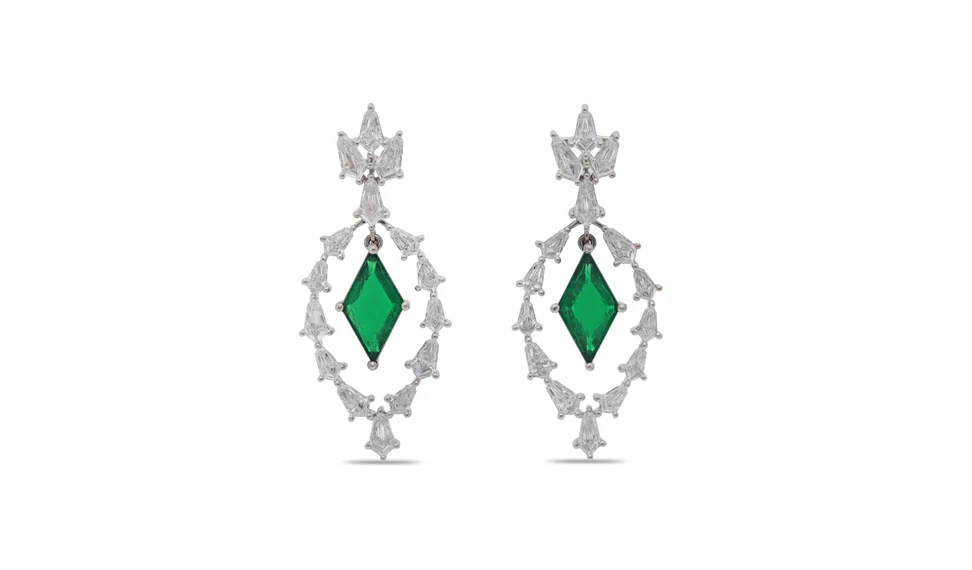 <p>Gyan Jaipur One-of-a-Kind (OOAK) Emerald Kite earrings, which achieved second place in the Couture Design Awards 2025</p>
