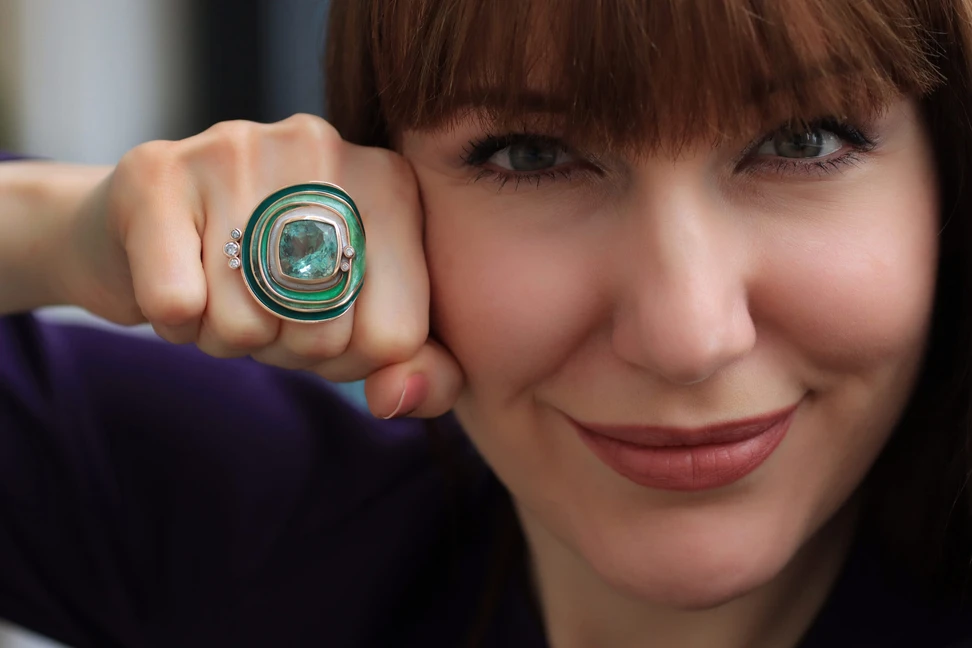 <p>Katerina Perez wears the Zome Jewellery Zeona ring from the Axia collection with fluorite and diamonds decorated with enamel in 18k rose gold </p>