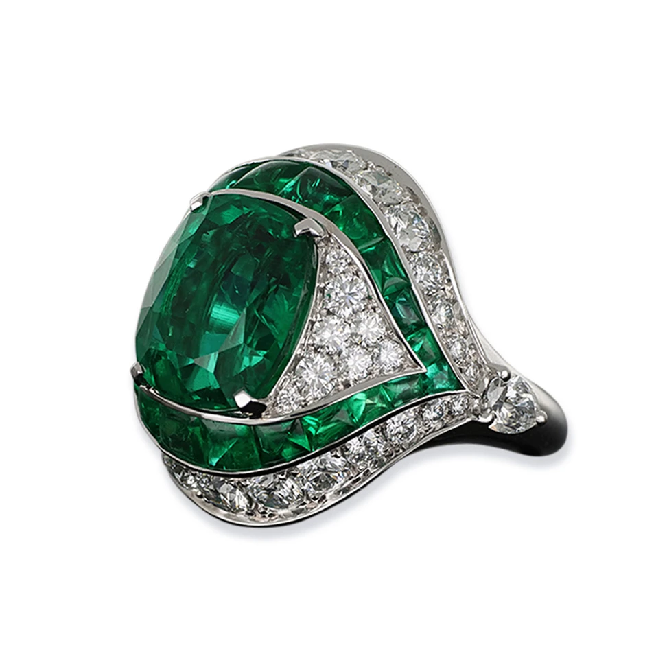 <p>J’OR Jewels Green Eyes ring in 18k white gold with emeralds and diamonds</p>