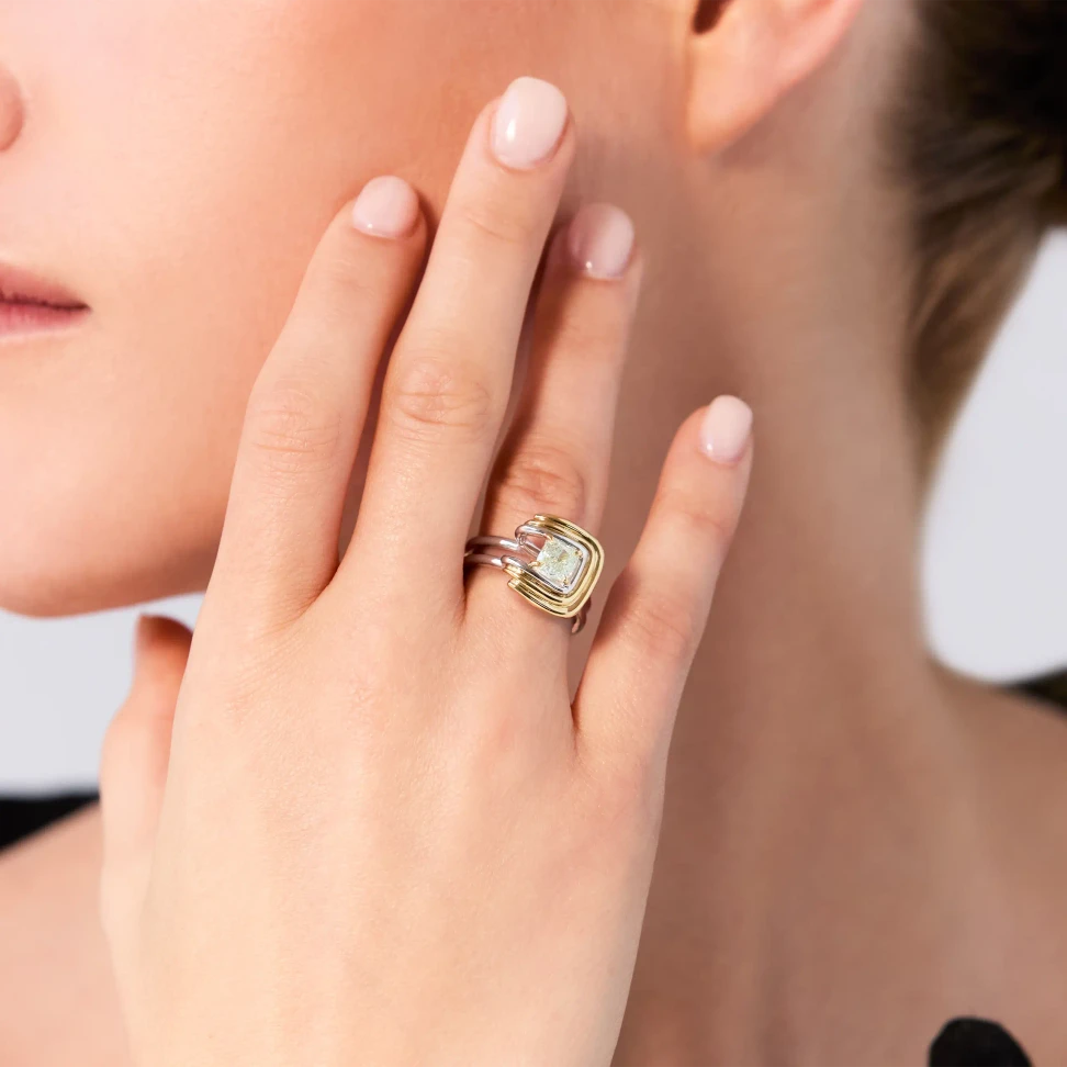 Mark Schaefer of Jeff Einstein Jewellery won the Diamonds for Everyday category with his Embrace ring design