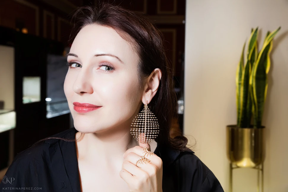 <p>Fernando Jorge Brilliant collection rings and earrings with diamonds. Photo by Simon Martner</p>
