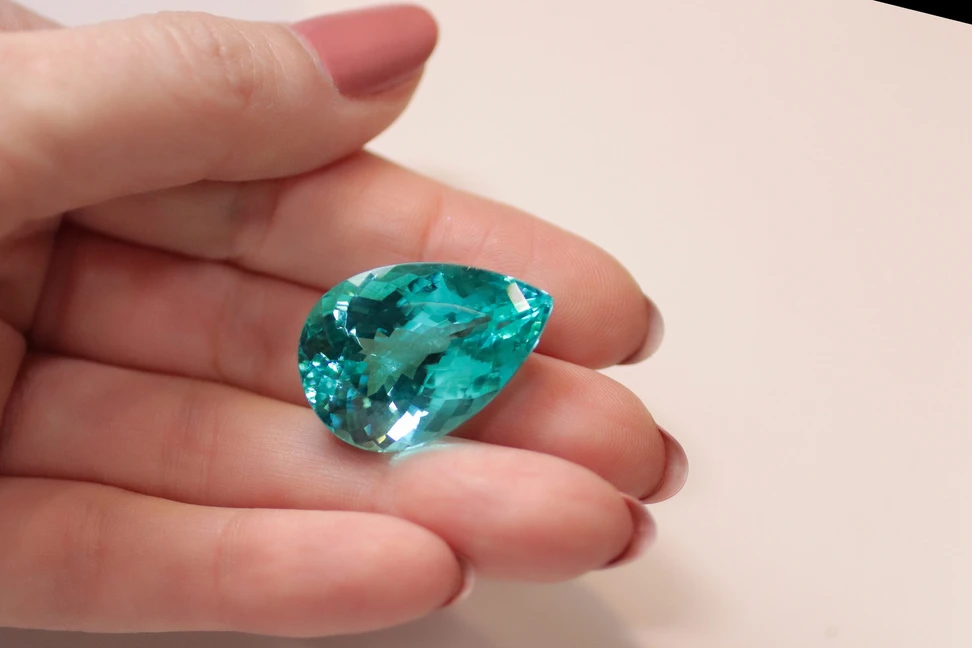 <p>At nearly 37 carats and with hardly any inclusions, it’s a phenomenal example of one of the world’s rarest gems</p>
