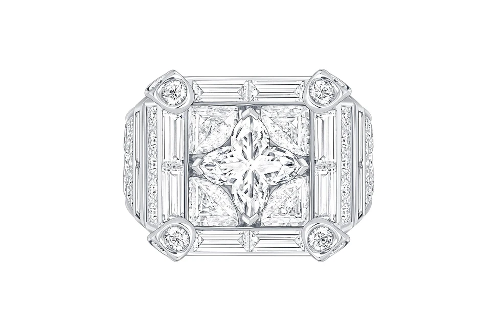 <p>Louis Vuitton diamond and white gold Mini Malle ring from the Bravery II High Jewellery collection</p>