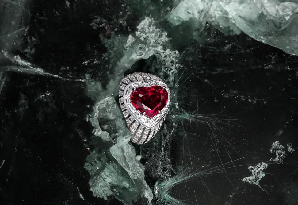 <p>Maison Tabbah heart shaped ruby ring with baguette cut diamonds</p>
