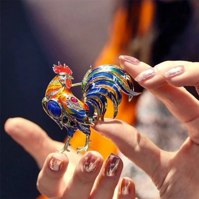 <p>Master Exclusive Rooster brooch</p>
