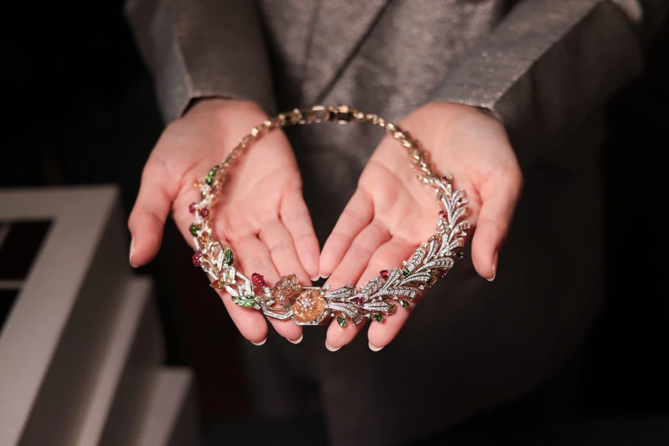 Set with a hand-carved 7-carat citrine, shaped to echo the delicate form of a poppy flower, this Rahul Mishra high jewellery necklace captures a moment where geometry becomes a canvas for growth