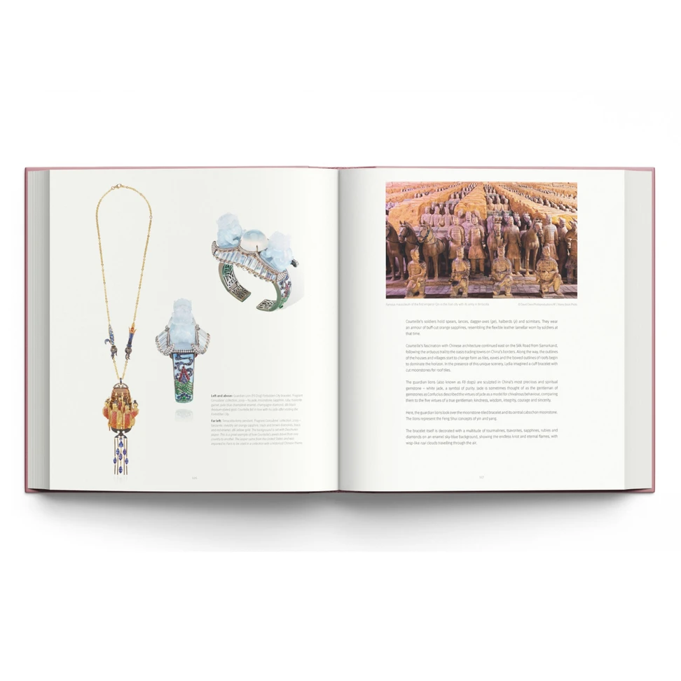 <p>Readers are given detailed product descriptions of each piece with the materials and carat weights of important stones</p>