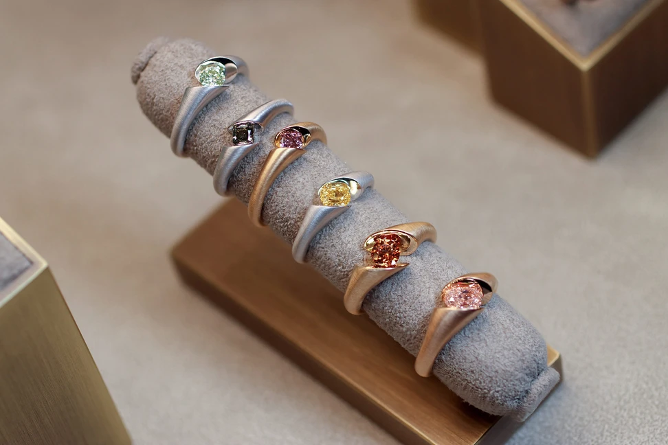 <p>Schaffrath Calla Candy Edition rings in 18k yellow, white and rose gold, set with fancy-coloured diamonds</p>