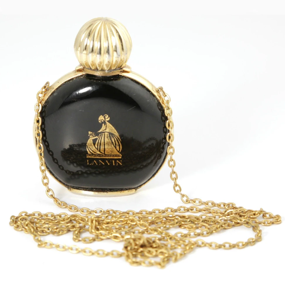 <p class="Iqi dyH CWH Cc2 V2L G1E">Vintage Arpegle Lanvin Perfume Bottle Pendant Necklace – Glass Lanvin Pendant 70s</p>